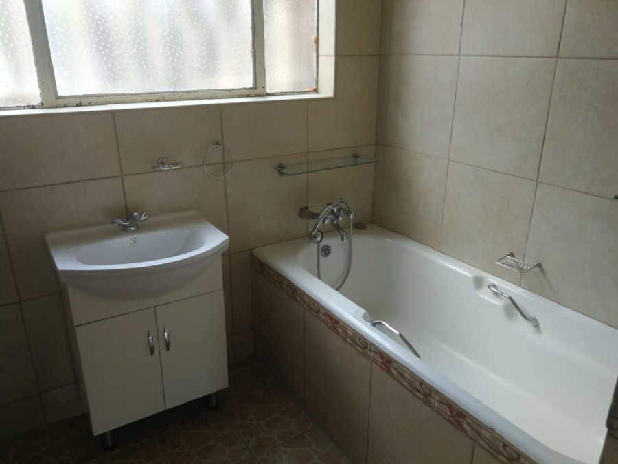 To Let 3 Bedroom Property for Rent in Bethlehem Free State